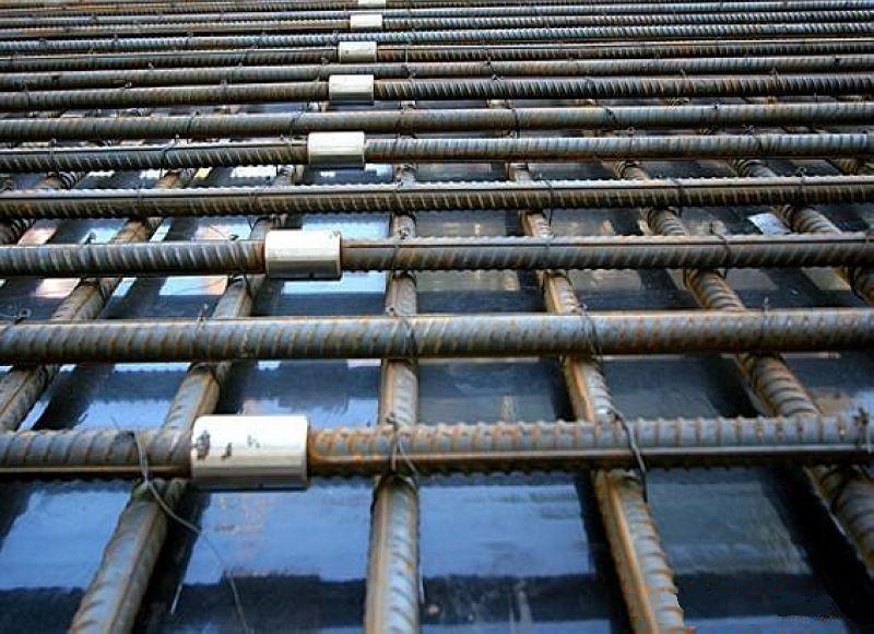 大兴为什么建楼房时，要在钢筋上加一排小圆环？原来作用这么大